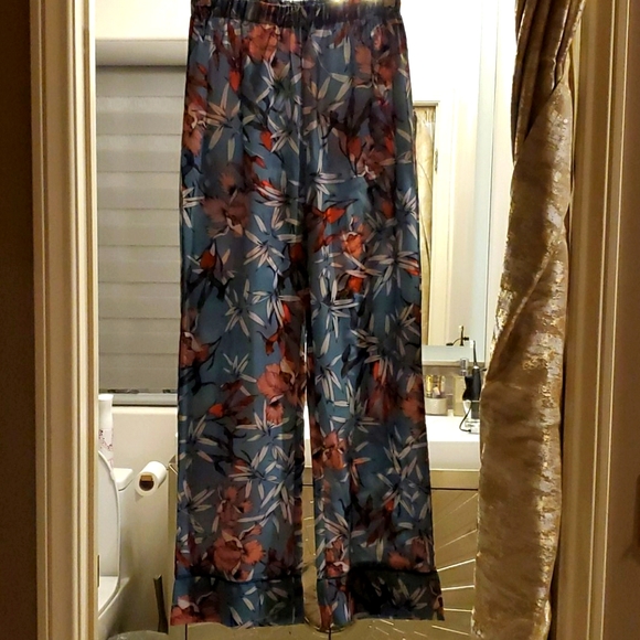 Silky Pajama Pants Asian Inspired Elastic Waist❣💯 - Picture 4 of 5